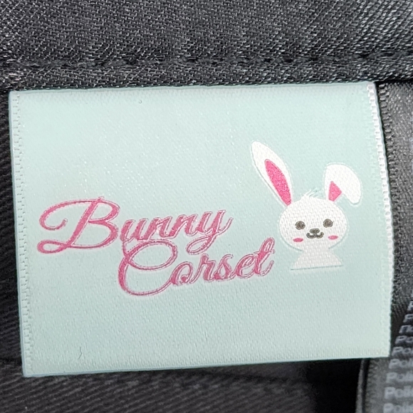 Bunny Corset Women's Calliope Underbust Corset Gothic Black/Maroon - Picture 9 of 12